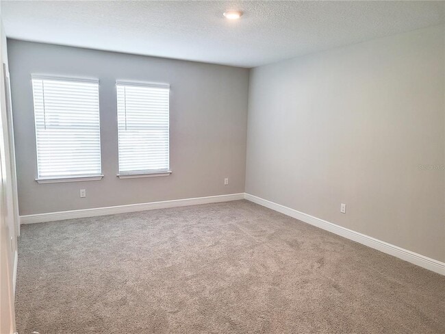 Building Photo - 2518 Warren Acrs Blvd