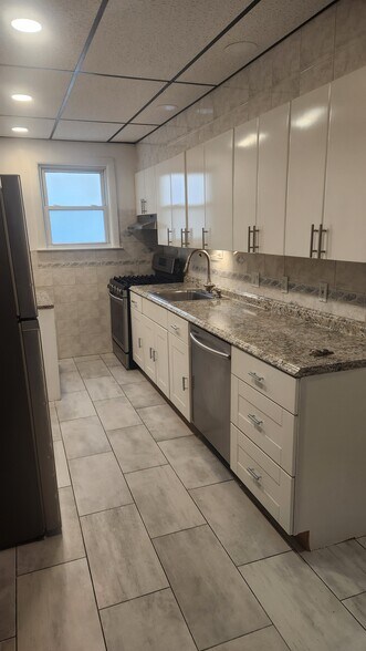 Building Photo - 19 Brighton Ct