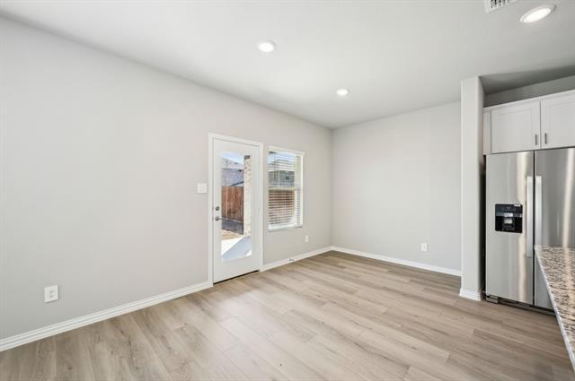 Building Photo - 811 Rosemary Hl Dr