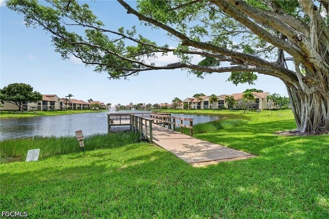 Building Photo - 8336 Charter Club Cir
