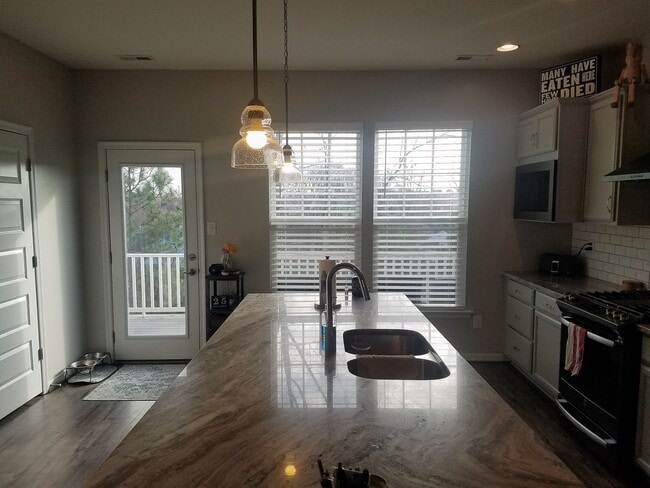 Building Photo - Gorgeous 3 story townhome in West End Henrico with loads of upgrades!