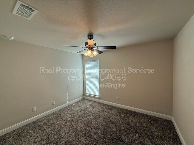 Building Photo - 7115 90th St