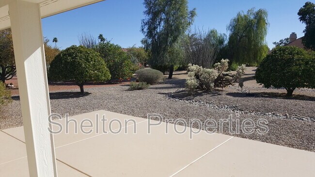 Building Photo - 14305 W Heritage Dr