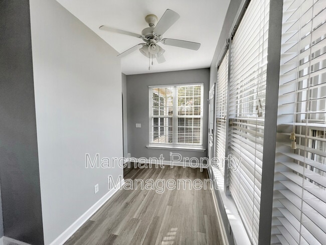 Building Photo - 104 Coxton Mill Ct