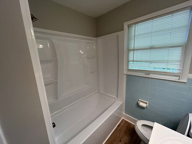 Building Photo - 3908 Timbercrest Dr NW