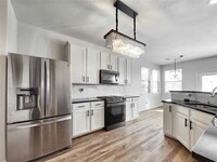 Building Photo - 21827 Sierra Long Dr