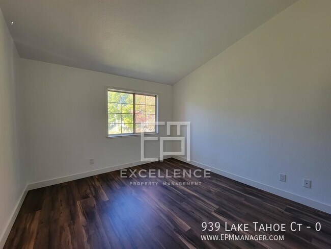 Building Photo - 939 Lake Tahoe Ct