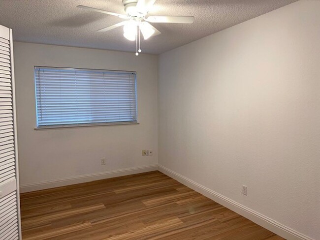 Building Photo - Completely remodeled 4 bedroom home with u...