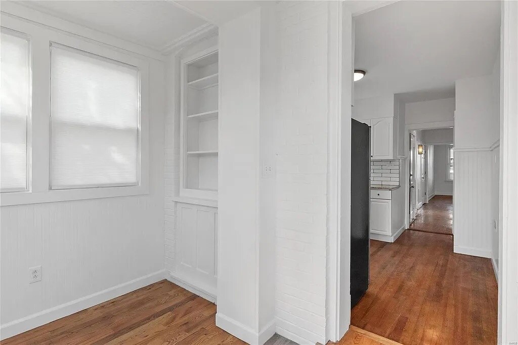 Building Photo - 4462 Wallace St