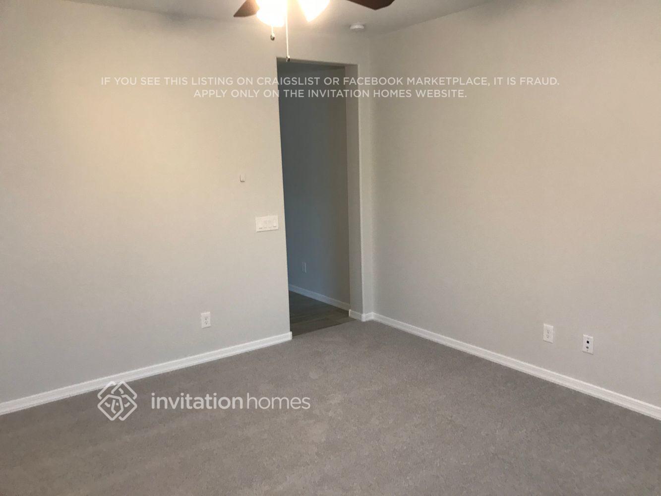 Building Photo - 18240 W Carlota Ln