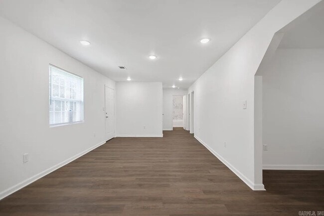 Building Photo - 3BR/1BA House for Rent in Jacksonville, AR!