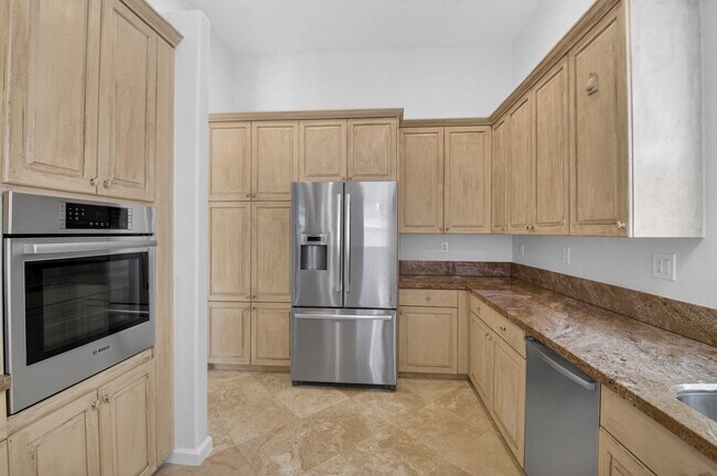 Building Photo - 7032 Vivaldi Ln