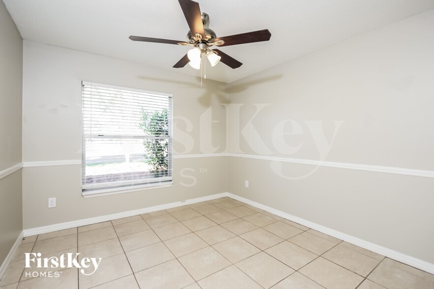 Building Photo - 3105 Barna Ave