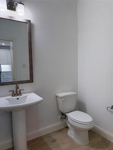 Building Photo - 8840 Magnet Dr