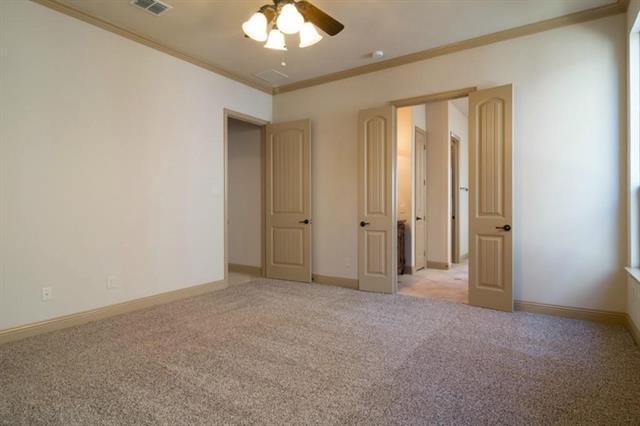 Building Photo - 1021 Taylor Dr