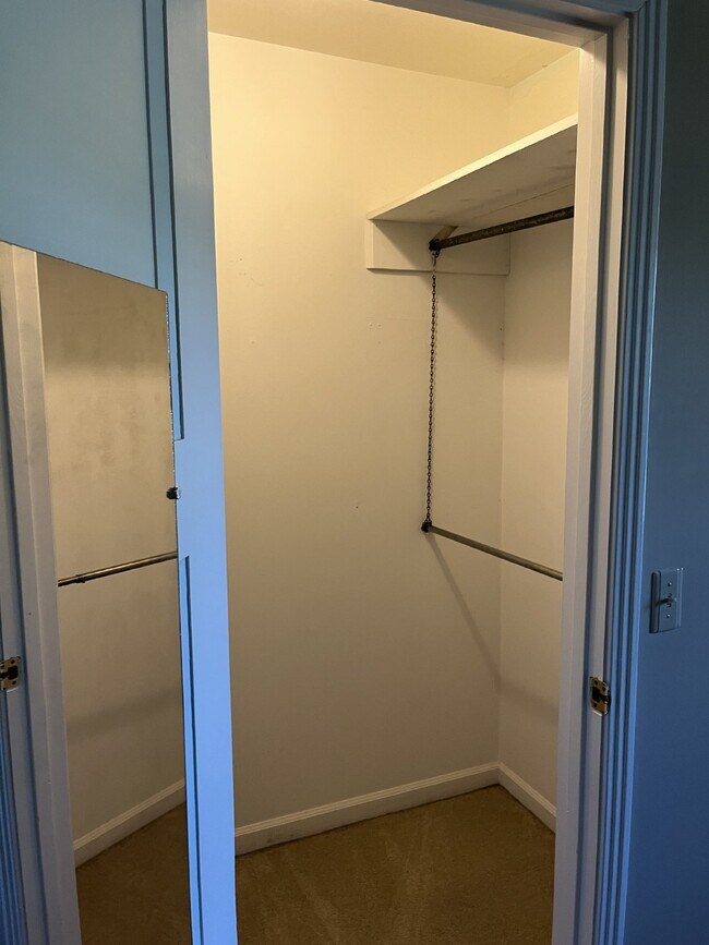 Building Photo - "Charming 3-Bed Sanctuary with Finished Ba...