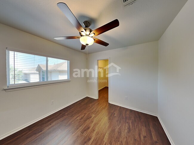 Building Photo - 318 Roswell Cyn