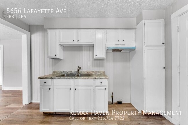 Building Photo - 5656 Lafayette Ave