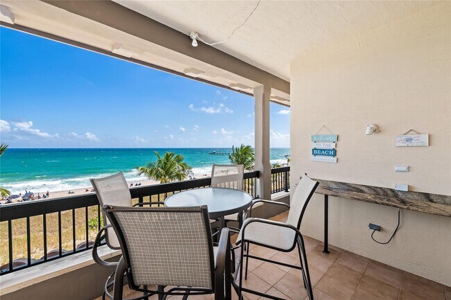 Building Photo - 4444 El Mar Dr