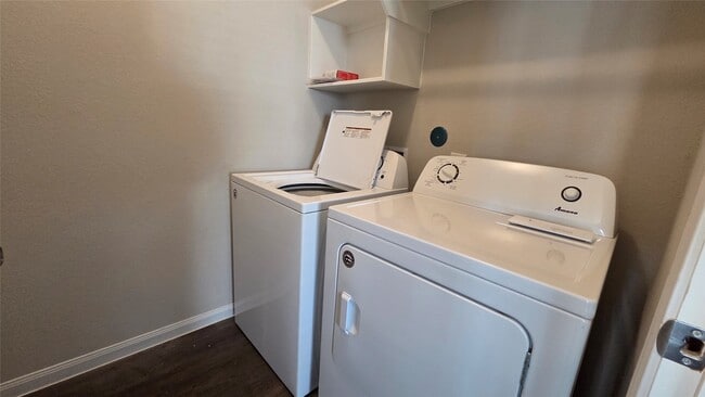 Building Photo - 25003 Adams Canyon Dr