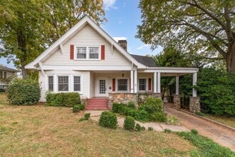 Building Photo - MOVE-IN READY!