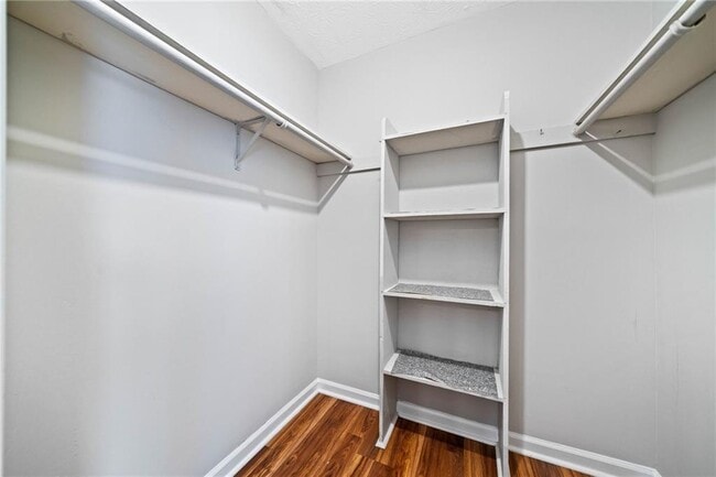 Building Photo - 717 Beaufort Cir