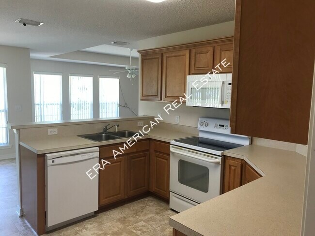 Building Photo - 2642 Hidden Creek Dr
