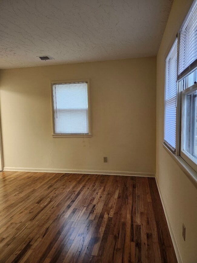 Building Photo - 3816 Gertrude St