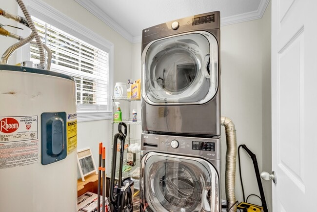 Building Photo - 4115 8th St