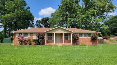 Building Photo - 6408 Robinhood Ln NW