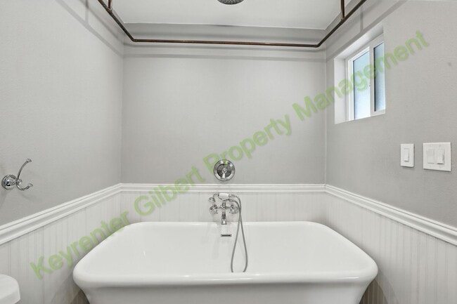 Building Photo - Charming Ranch-Style Home on a Corner Lot ...