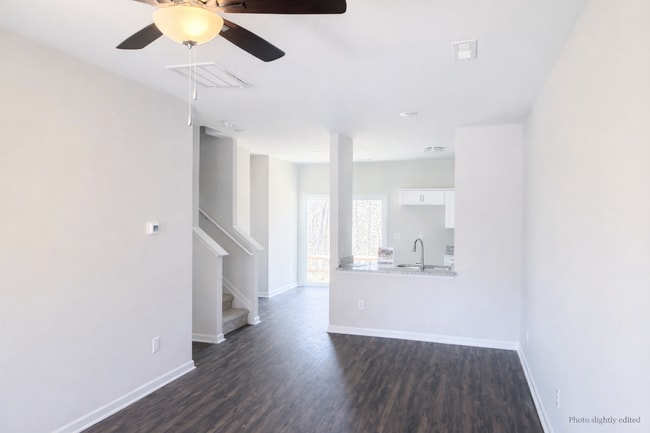 Building Photo - Two bedroom, 2.5 bath townhome in Ridge Creek, Whitsett