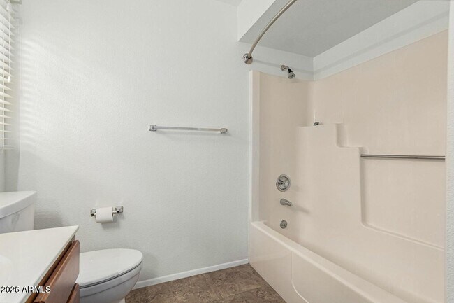 Building Photo - 2411 E Alameda Dr