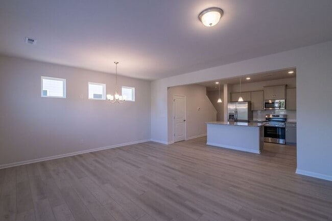 Building Photo - Beautiful Brand New 3 Bedroom 2.5 Bath Townhome in Hickory Glen!