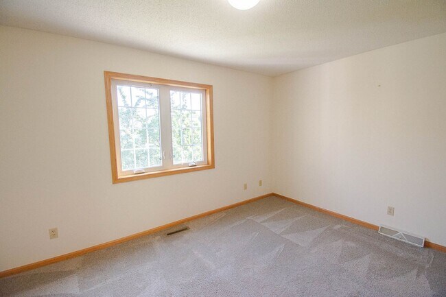 Building Photo - 2716 Spyglass Ct NW