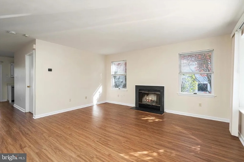 Building Photo - 182 Jonathon Dayton Ct