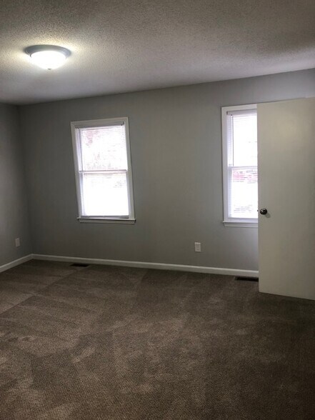 Building Photo - 4407 Graceland Ct