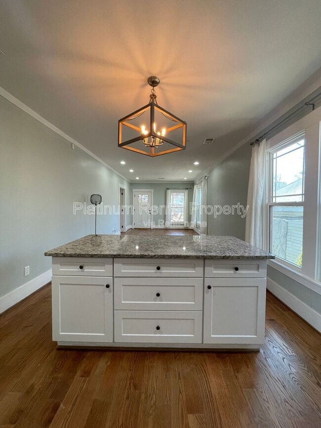 Building Photo - 301 Fletcher St SW