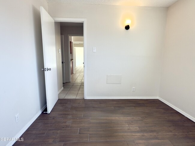 Building Photo - 5208 La Taste Ave