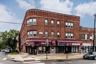 Building Photo - 5125 W Madison