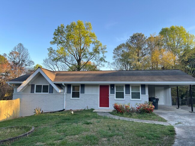 Building Photo - 5848 Lanier Blvd