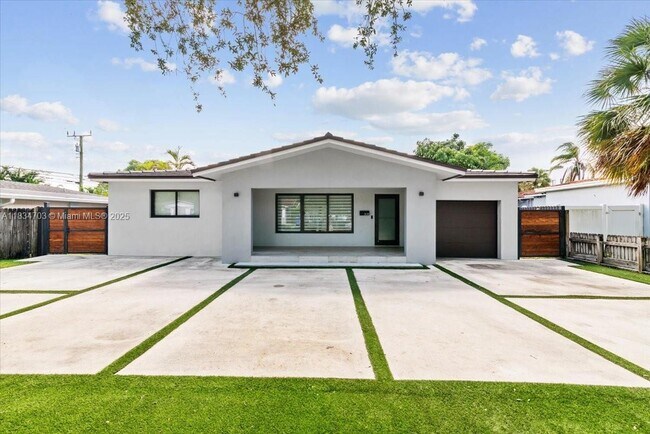 Primary Photo - 308 S 26th Ave