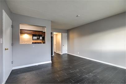 Interior Photo - SAUNDERS & HIMEBAUGH TO WALNUT HILL LOT 32 BLOCK 3 LOTS 31