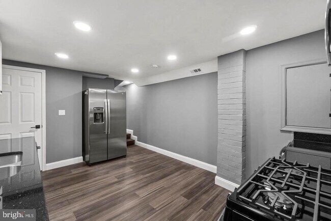 Building Photo - 1524 Byrd St