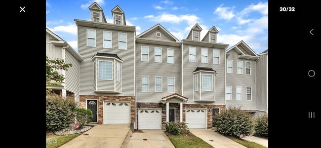 Building Photo - 650 Ganyard Farm Way