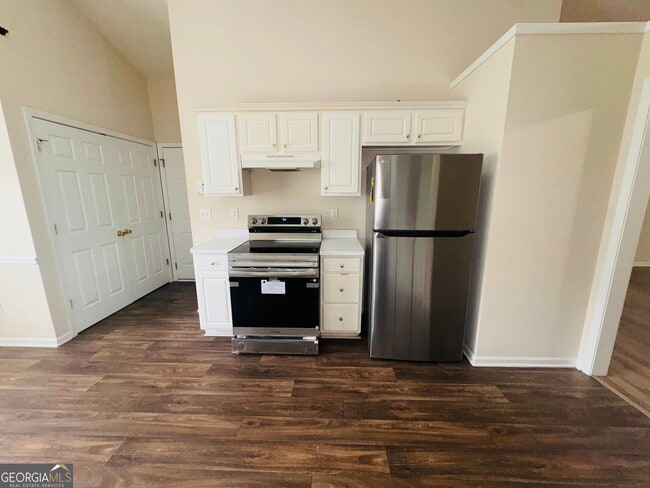 Building Photo - 3305 Chandon Ln
