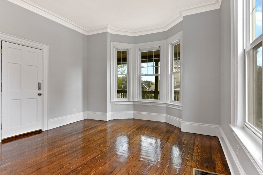 Building Photo - 41 Highland Park Ave