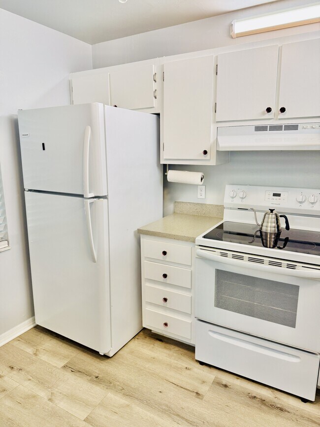 Building Photo - 2750 Kings Lake Blvd