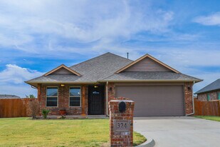 Building Photo - 324 SW 147th St