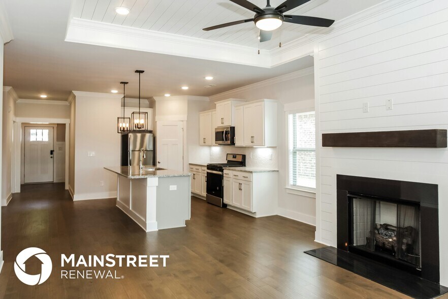 Building Photo - 6522 Oak Mdw Dr SE